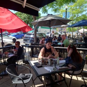 walkable restaurants is a popular amenity at Uptown East in downtown valpo. The new directory for valpo restaurants makes it easy to find things to do year round